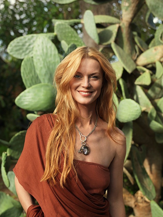 Cosmopola - Alexandra Kinga Fekete - Esther Schweins, SZ Magazine