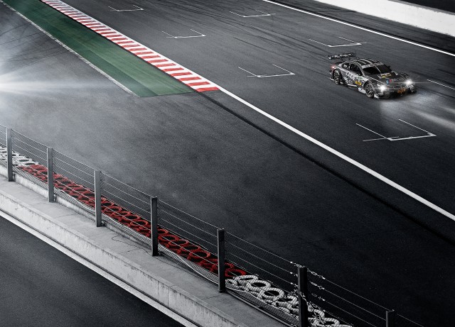 Cosmopola - Frederik Buettgen - BMW RC
