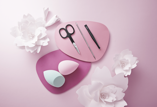 Cosmopola - Frederik Buettgen - Zwilling Beauty & QVS