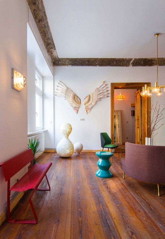 Cosmopola - Lacy Barry - Berlin Apartment