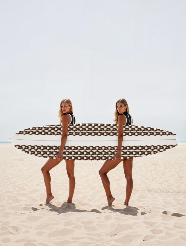 Cosmopola - Monica Menez - VAARA CAMPAIGN