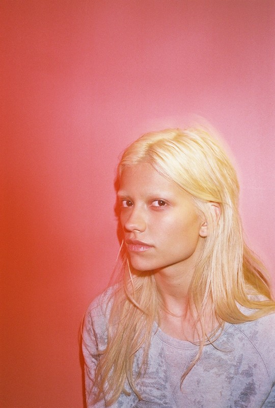 Cosmopola - Phillip Kaminiak - Blonde Girl